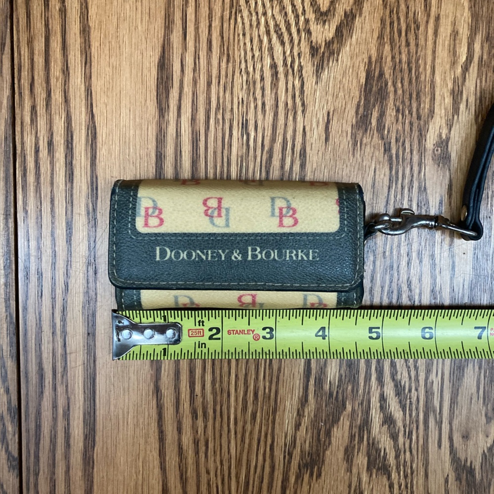 ✨VINTAGE✨DOONEY&BOURKE WRISTLET with strong magnetic closure🌟VERY GUC🌟 - Picture 4 of 7